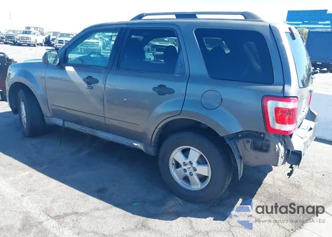 2012 Ford Escape Xlt z USA, uszkodzony, nr VIN 1FMCU0D74CKB44874